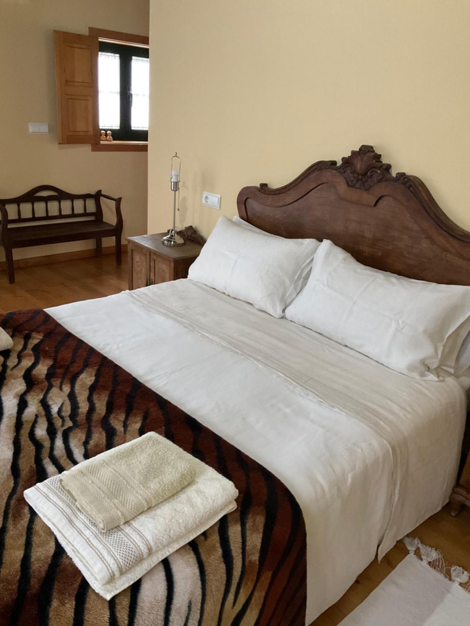Pensjonat Casa Milia Castaneda  Zewnętrze zdjęcie